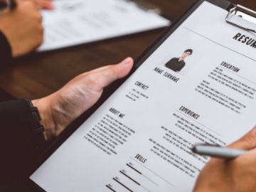 Career Hunt 101: What is The Importance of a Resume?