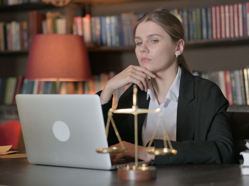 How Many Years to Become a Lawyer: A Complete Guide