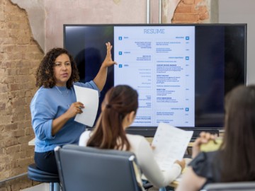 How to Make a Resume for Your First Job: A Quick Guide