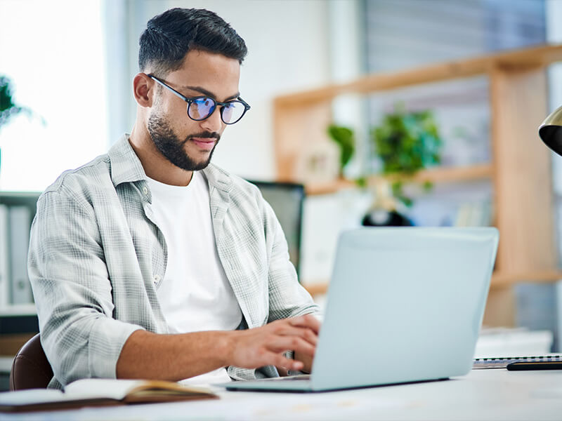 How to Write a 2 Week Notice Letter: Free Templates & Tips