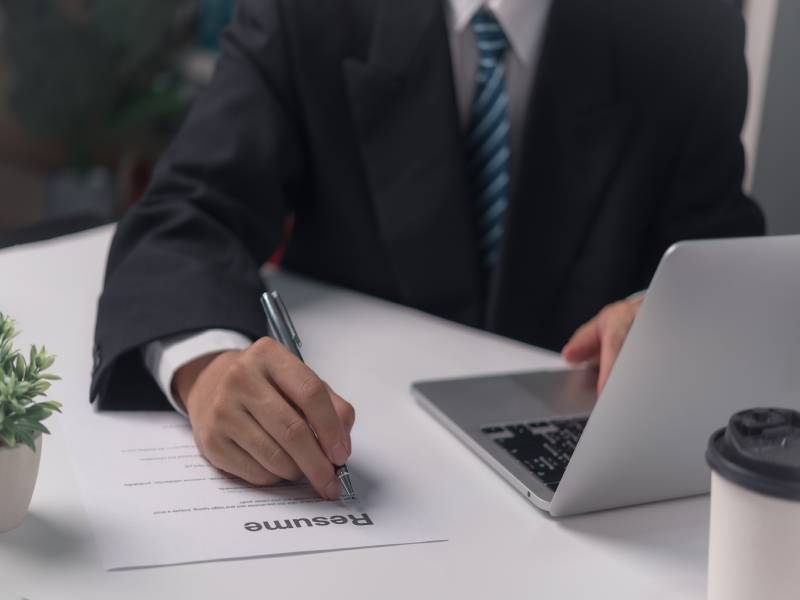 How to Write a Short Bio: A Step-by-Step Guide