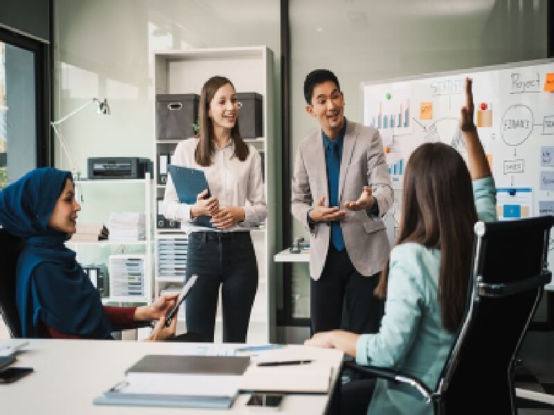 Interpersonal Skills: Examples to Add for Your Resume