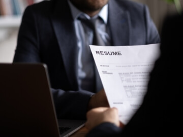 Top 10 Things to Put on a Resume to Stand Out