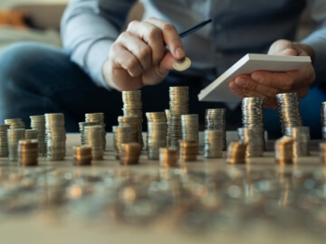 What is Annual Income? Meaning and Calculation with Examples