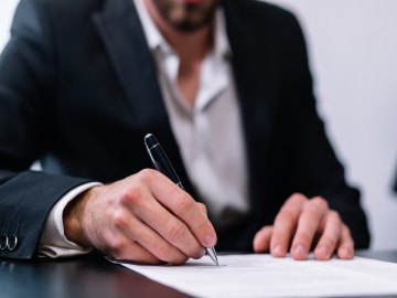 What is a Letter of Intent? Definition, Examples & Importance