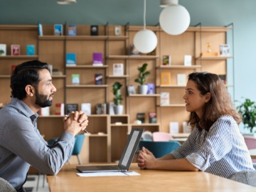 What to Expect at a Job Interview and 5 Ways to Prepare